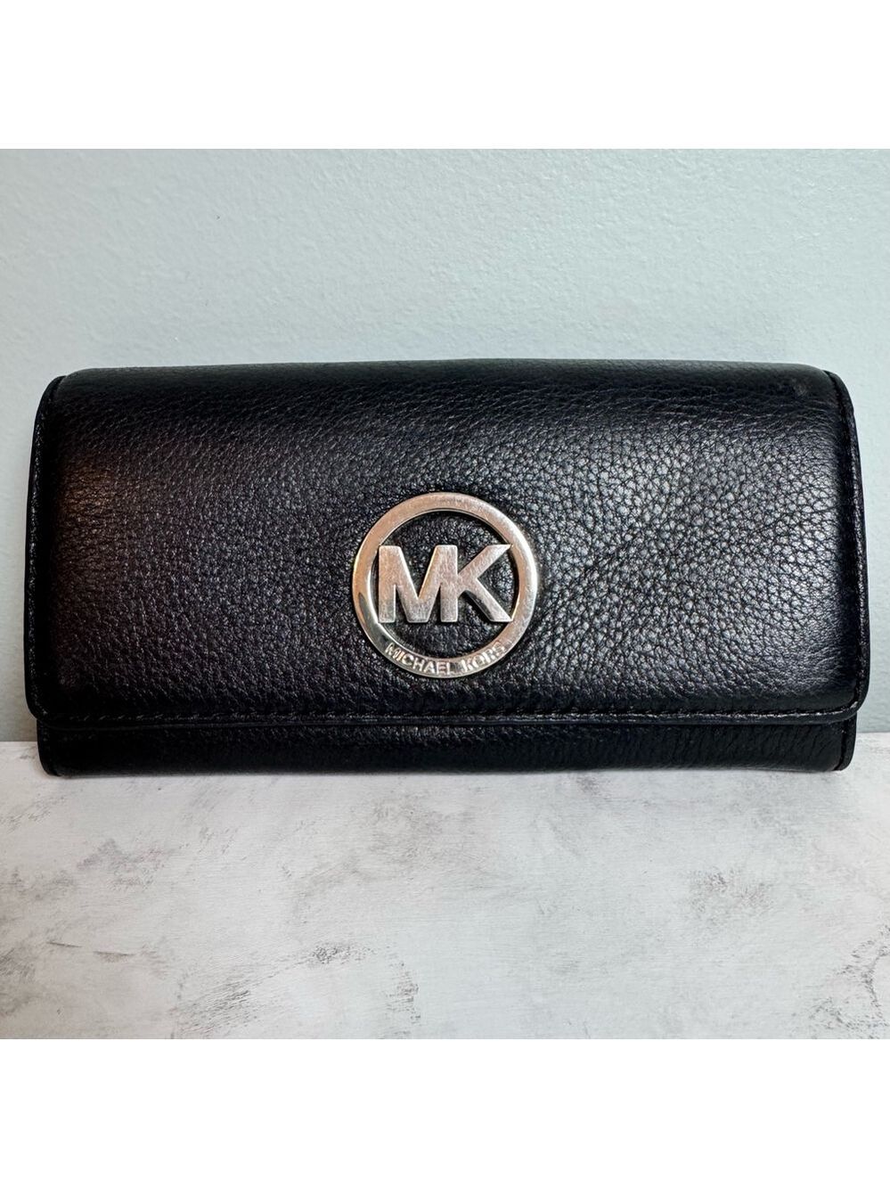 Women's Michael Kors Pebbled Leather Fulton Continental Flap Wallet Black - Picture 1 of 11